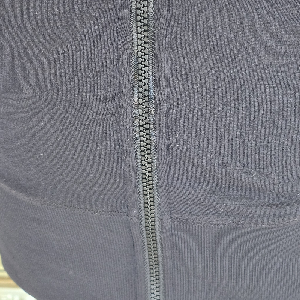 Lululemon Reversible Black Hooded Jacket Size 8 - Picture 9 of 14